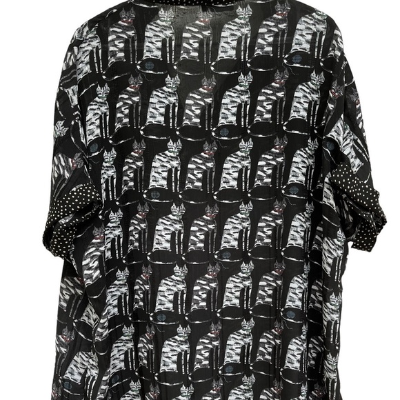 Fresh Fx Cat Pattern Short Sleeve Blouse EUC - Picture 2 of 10